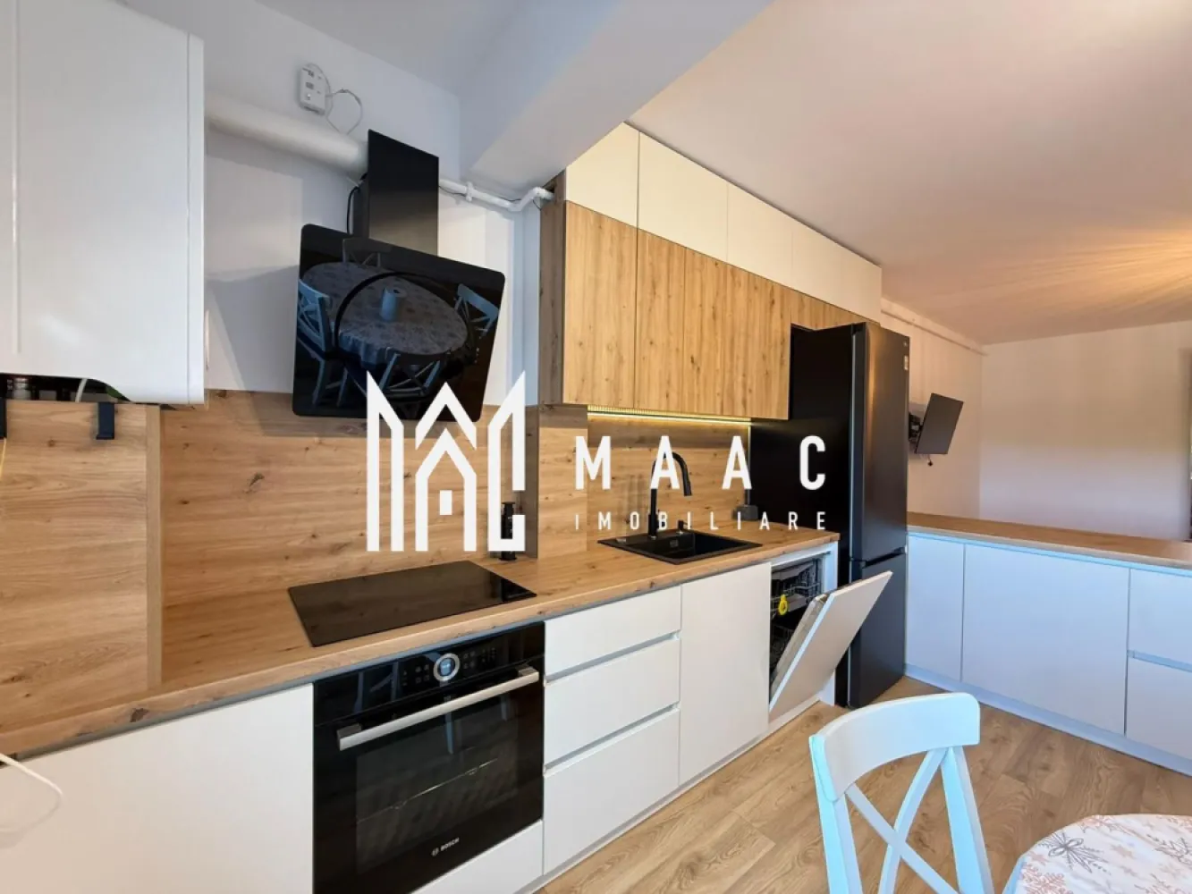 Apartament 2 camere | Etaj 1 | Parcare | Balcon | Modern