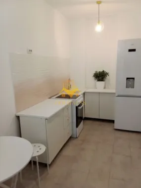 3 camere, moder, curte 105 mp, Parcul Central, Polivalenta, central