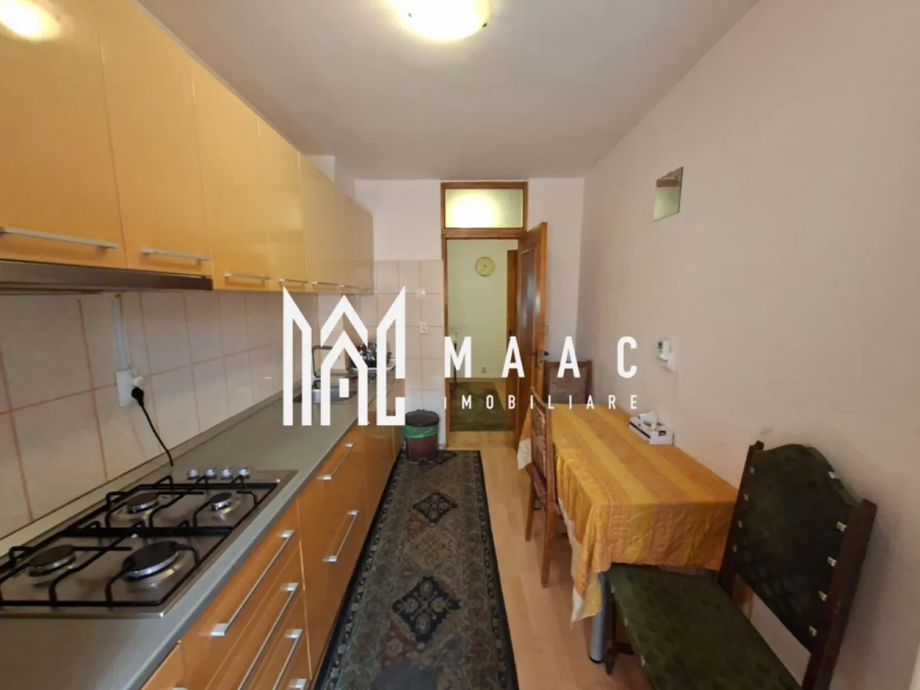 Apartment 3 Camere I Etajul 1 I Scoala de înot