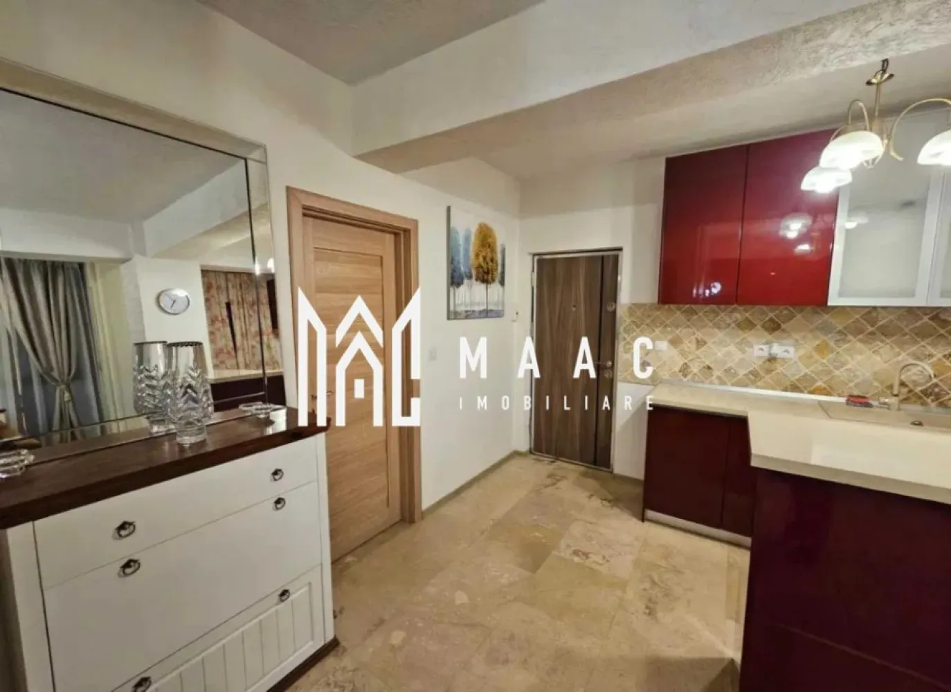 Apartament 2 camere | Modern | 60 MP | Balcon | Zona Dedeman - MAAC Imobiliare vă prezintă spre vânzare un apartament modern cu 2 camere, situat la etajul 7 al unui imobil amplasat în zona Dedeman, Doamna Stanca. Caracteristici: Apartament cu 2 camere, compartimentare semidecomandată. Suprafață utilă de 60 mp. Situat la etajul 7. Imobil construit în anul 2017. Compartimentare: Hol de intrare. Bucătărie open space cu living, complet mobilată, cu acces direct către balcon. Dormitor matrimonial amplu, cu ieșire pe balcon. Baie dotata cu cabina de dus. Stare și predare: Apartamentul se vinde mobilat complet sau parțial, în funcție de preferințele cumpărătorului. Locuință ideală pentru mutare imediată, fără investiții suplimentare. Localizare și avantaje În proximitate se regăsesc restaurante, centre comerciale și alte facilități urbane. Transport public ușor accesibil, cu legături rapide către toate zonele orașului. Pentru mai multe detalii precizati telefonic ca ati vazut anuntul cu ID: CP2884600