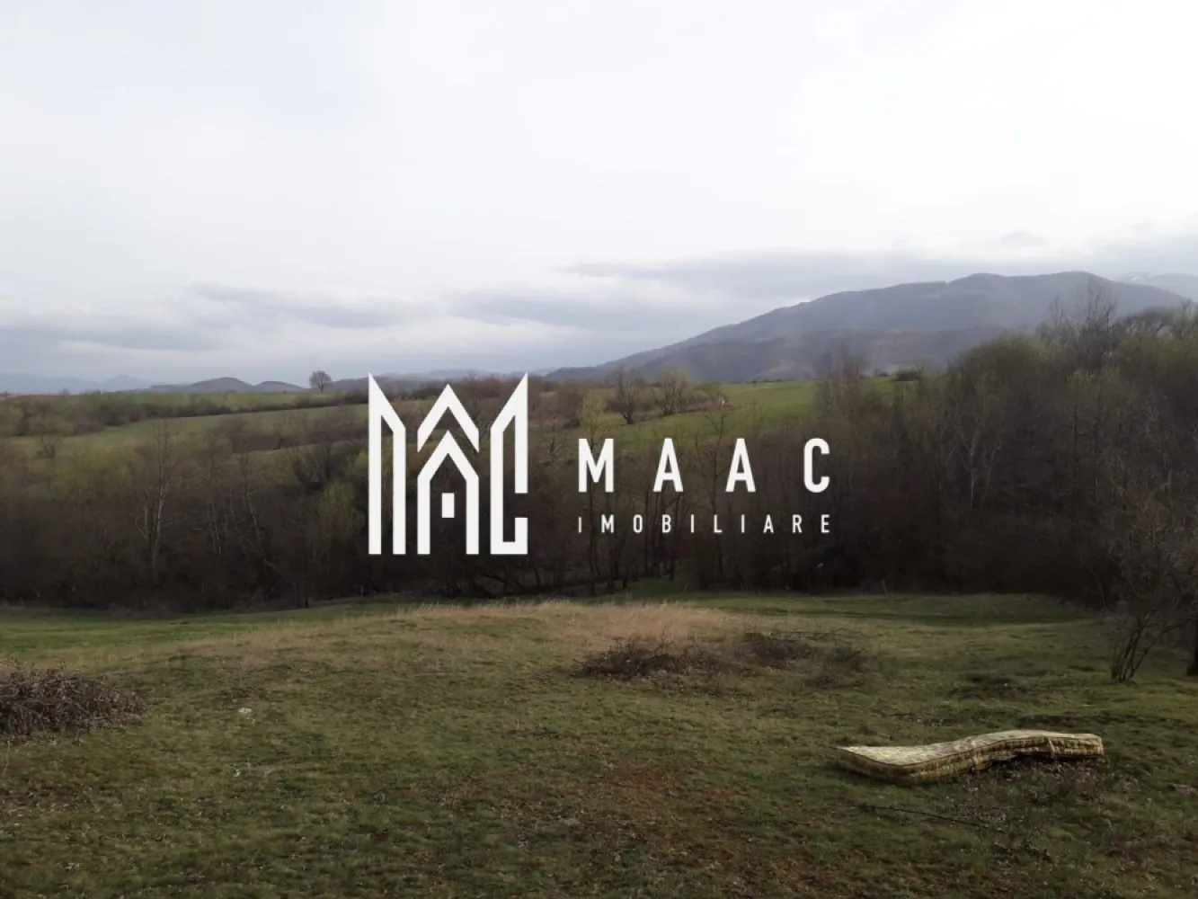 Teren Extravilan 4.572mp | Zonă liniștită | Sadu - Maac Imobiliare prezintă un teren extravilan în suprafață de 4.400 mp, situat în localitatea Sadu, într-o zonă liniștită, cu peisaje naturale deosebite.

Terenul beneficiază de o poziționare avantajoasă, fiind ideal pentru investiție, activități agricole sau relaxare în mijlocul naturii. Accesul se realizează facil, iar zona este apreciată pentru aerul curat și apropierea de munte.

Caracteristici:

Suprafață: 4.572 mp
Categoria: extravilan
Zonă retrasă, liniștită
Potrivit pentru investiție sau activități agricole

Pentru mai multe detalii sau pentru a programa o vizionare, vă rugăm să menționați telefonic ID-ul anunțului: CP3053073