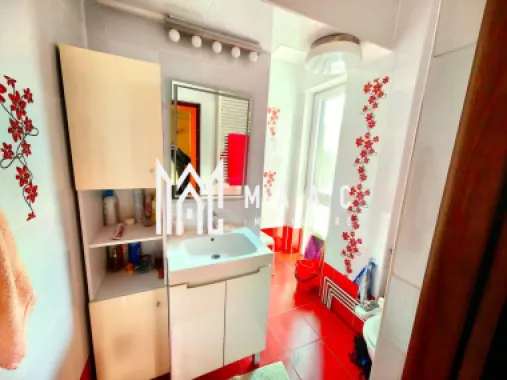 Apartament 3 camere I 65 mp I Balcon I Doamna Stanca