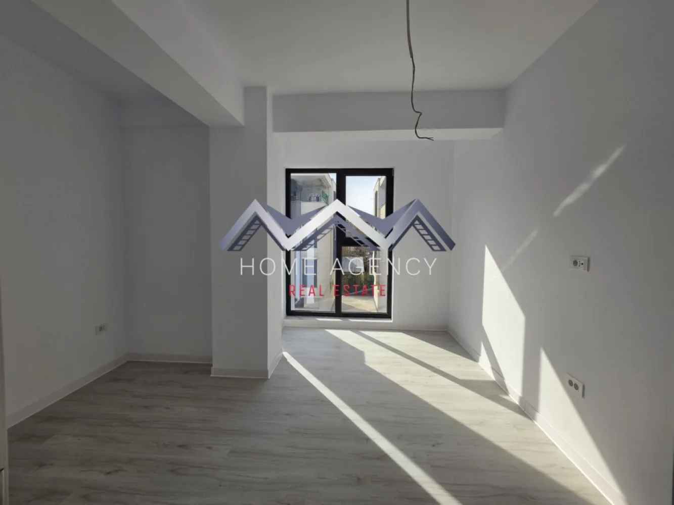 Apartament 3 camere Otopeni central