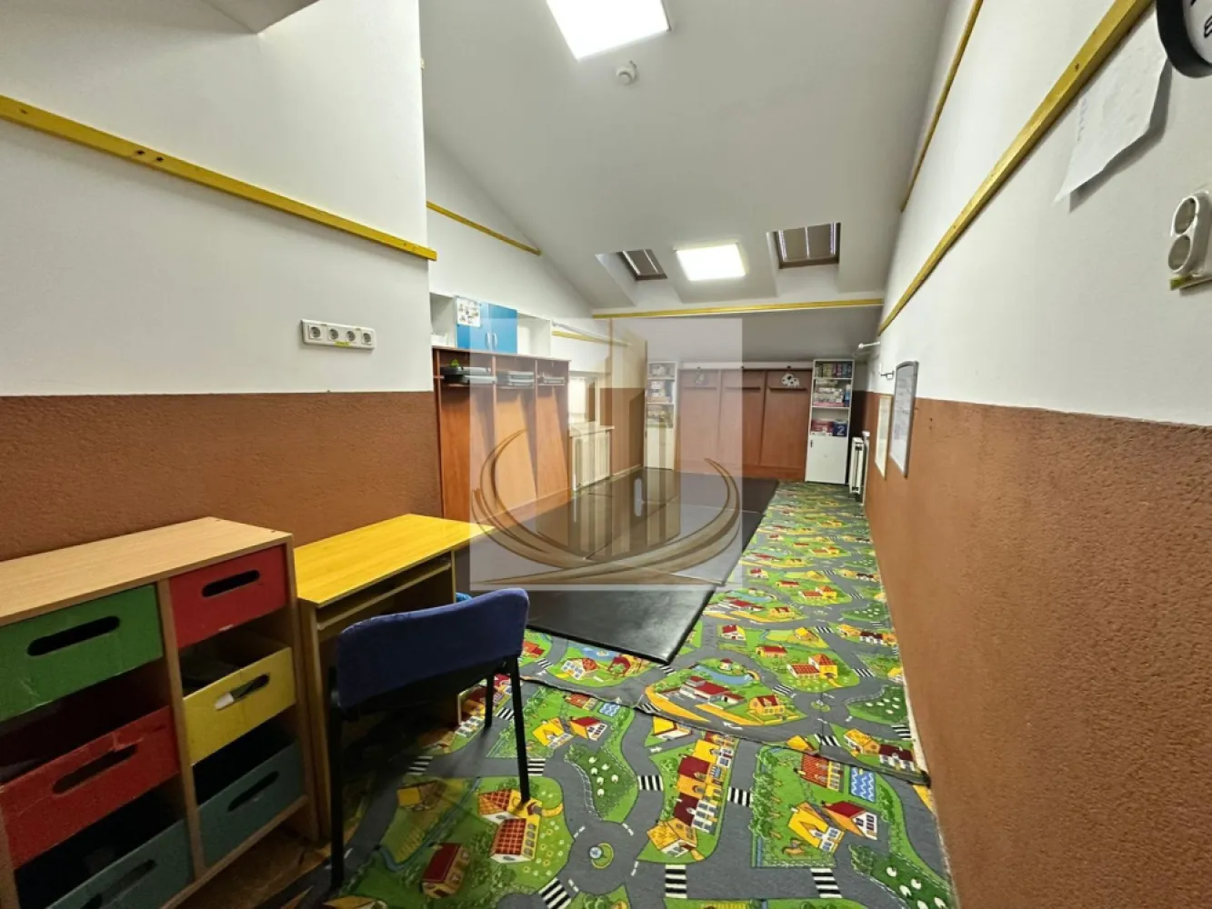 Clinică, pensiune, birouri sau investiție | Locație de top 17 CAMERE