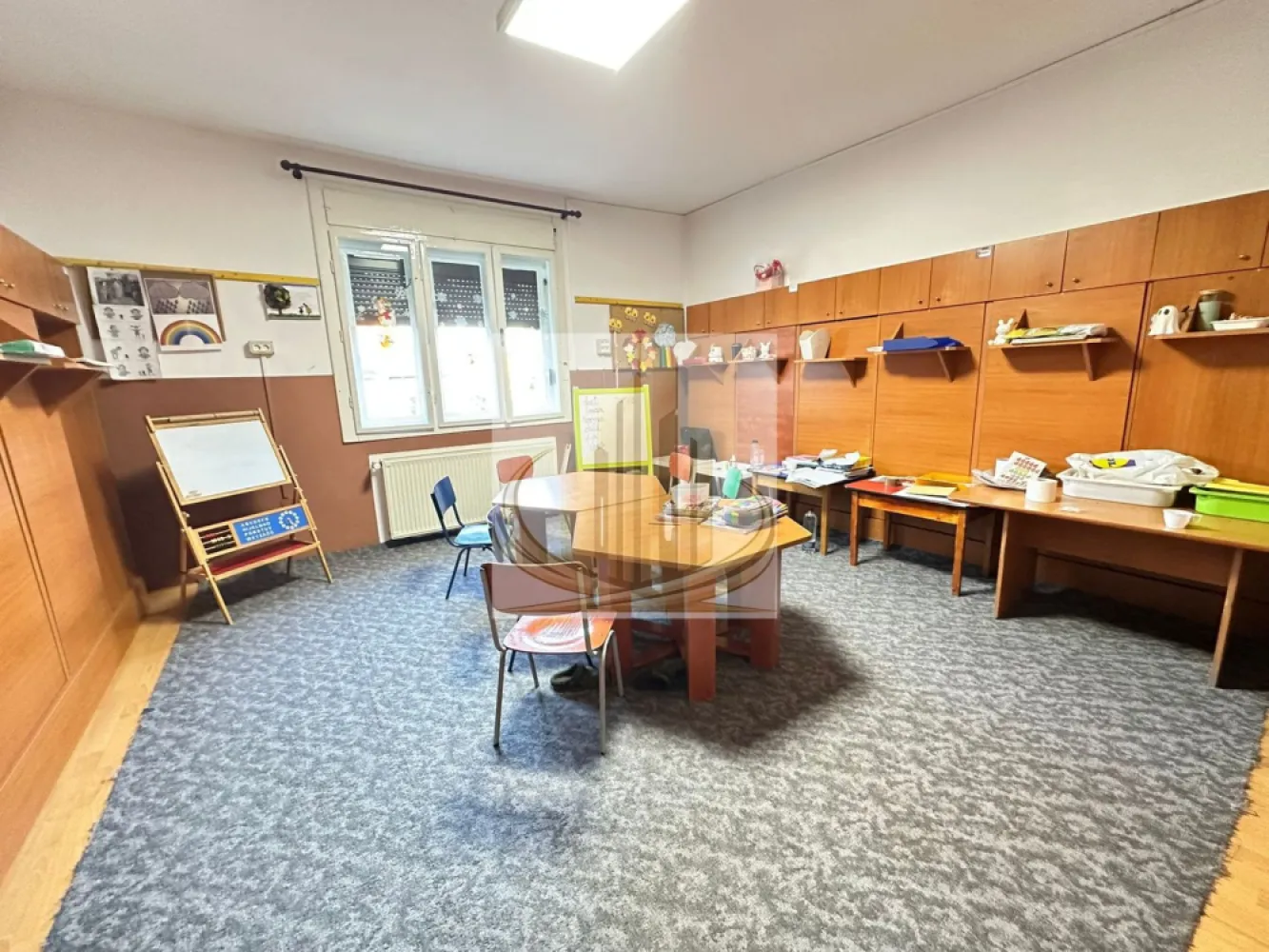Clinică, pensiune, birouri sau investiție | Locație de top 17 CAMERE