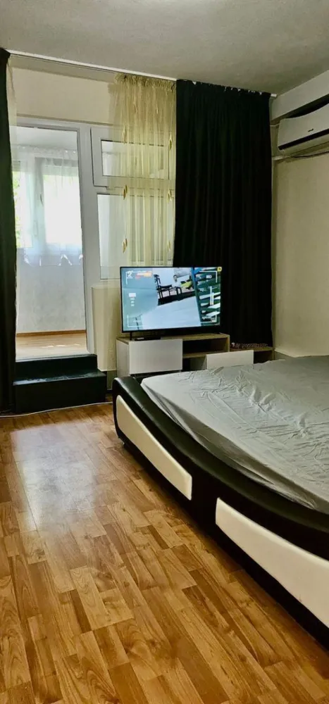 Garsonieră de închiriat – Micro 40, etaj 2, 20 mp + balcon