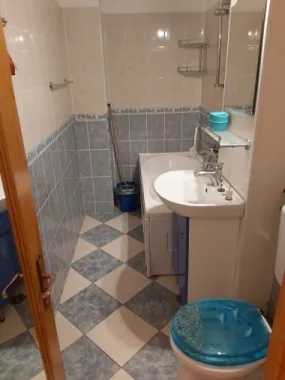 Garsoniera de inchiriat – Focsani, etaj 2, 30 mp, mobilata si utilata