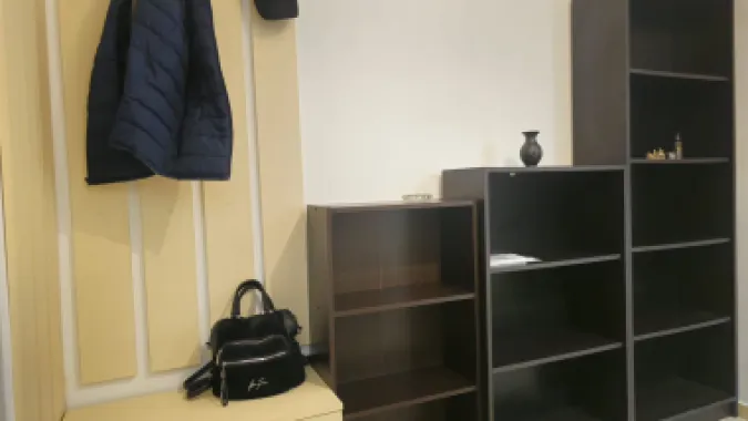 Garsonieră de închiriat – ideală pentru birou/cabinet, Țiglina 1