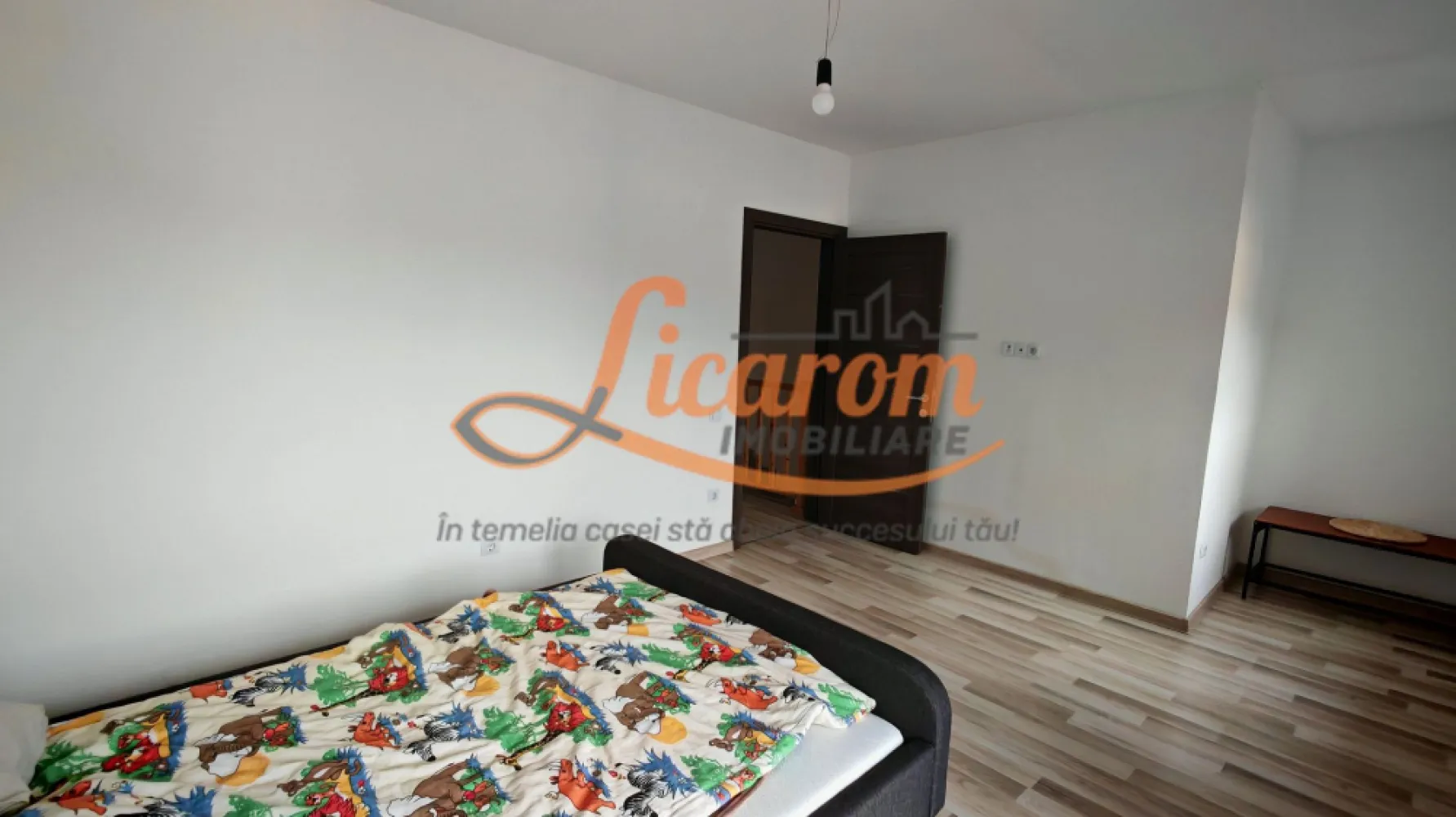 IZVOR TARLUNGENI - Duplex P+E, 4 camere "la Cheie".COMISION 0