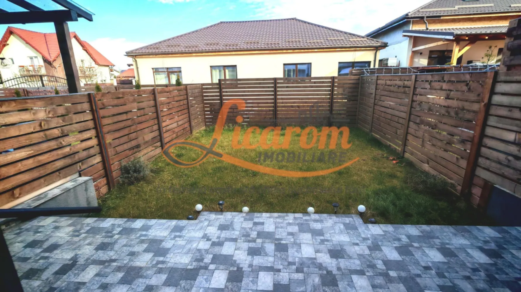 IZVOR TARLUNGENI - Duplex P+E, 4 camere "la Cheie".COMISION 0