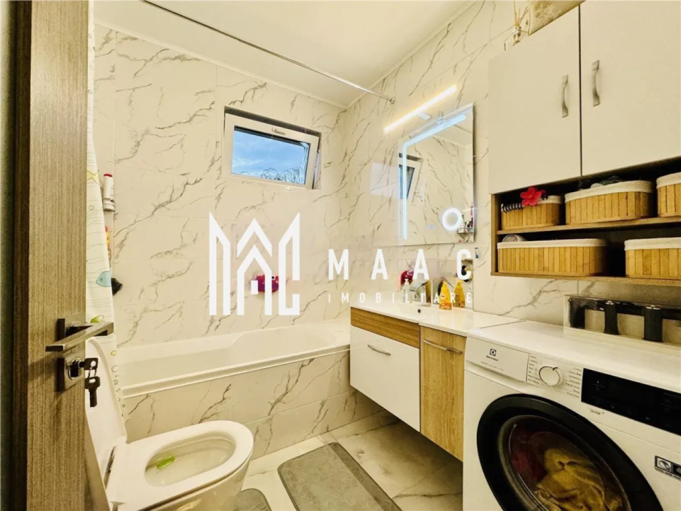 Apartament 3 camere | Etaj 3 | 2 Balcoane | Turnisor