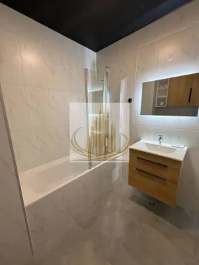 Inchiriere Apartament cu 2 cam. Adora Forest