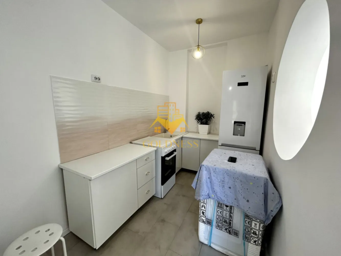 3 camere, modern, curte 105 mp, Parcul Central, Polivalenta, central