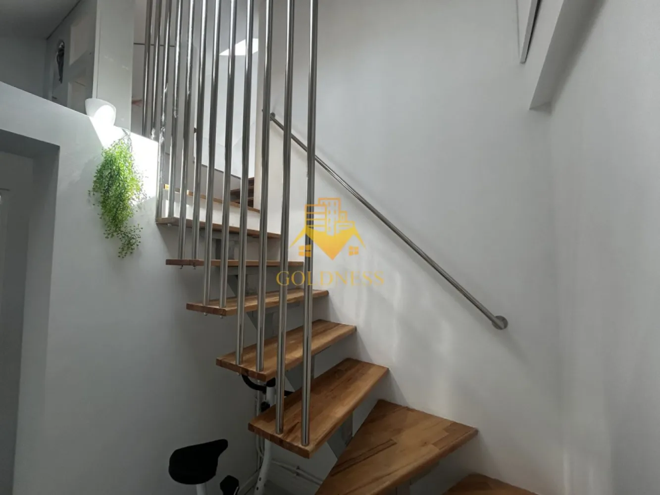 3 camere, modern, curte 105 mp, Parcul Central, Polivalenta, central