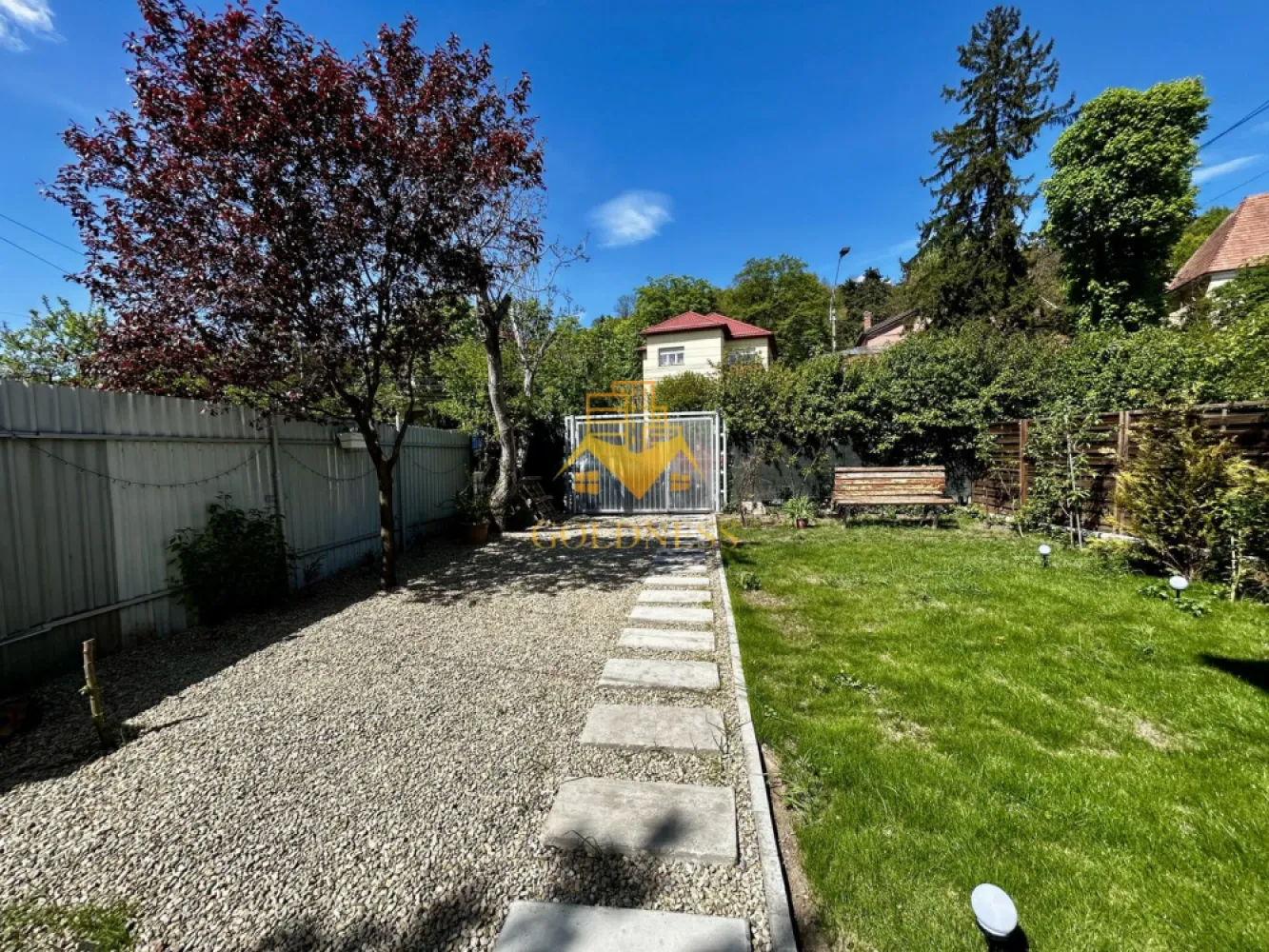 3 camere, modern, curte 105 mp, Parcul Central, Polivalenta, central