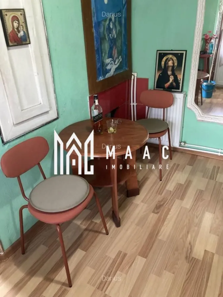 casa de vanzare, - MAAC Imobiliare vă propune spre vânzare o casă primitoare, situată la doar 2,5 km de orașul Horezu, ideală pentru locuit sau casă de vacanță. Imobilul are o suprafață de 58 mp și este construit din cărămidă (an 1958), fiind complet utilat și pregătit pentru mutare imediată, fără a necesita investiții suplimentare. ✔ 3 camere ✔ Parchet nou ✔ Baie dotată cu cadă, WC și boiler ✔ Încălzire centrală nouă pe peleți ✔ Aer condiționat nou Casa este racordată la apă curentă, iar canalizarea se află la poartă. Terenul are o suprafață de 400 mp, cu o deschidere de 16 m, oferind spațiu suficient pentru relaxare sau amenajări suplimentare. În plus, proprietatea dispune de garaj. Pentru a programa o vizionare va rugam sa specificati id CP3061244 }}