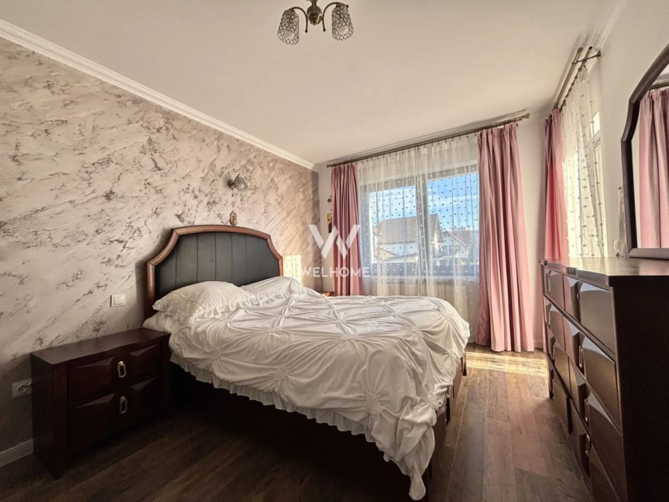 Casa individuala 6 camere, curte superba - zona Brana, Selimbar