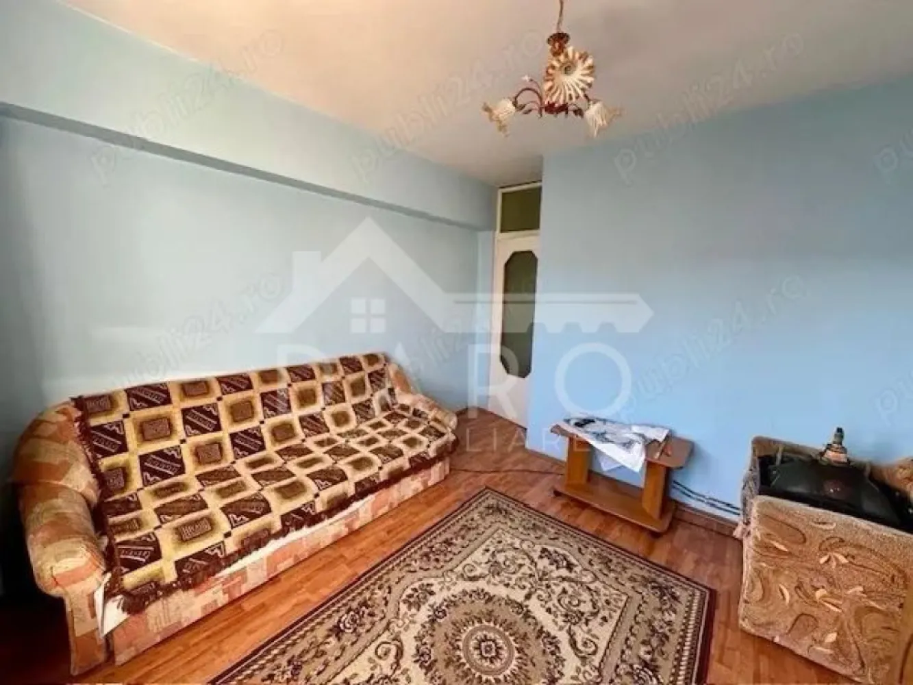 Vand apartament 3 camere, etaj 3