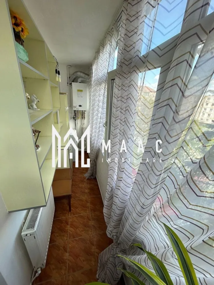 Apartament 2 camere | Zona Cedonia | 36 mp + balcon | 300 €/lună - MAAC Imobiliare vă propune spre închiriere un apartament cu 2 camere, situat în zona Cedonia, în proximitatea Liceului Pedagogic, ideal pentru o persoană sau un cuplu.

 Detalii apartament
Suprafață utilă: 36 mp
Balcon
Mobilat și utilat complet
Apartamentul este disponibil imediat

 Compartimentare
Living
Dormitor
Bucătărie
Baie
Balcon

 Preț & condiții
Chirie: 300 € / lună
Garanție: 300 €

 Avantaje
Zonă bine conectată
Aproape de școli, magazine și transport
Ideal pentru locuit imediat

📞 Contactează-ne pentru mai multe detalii sau pentru a programa o vizionare, menționează CP3060909!
