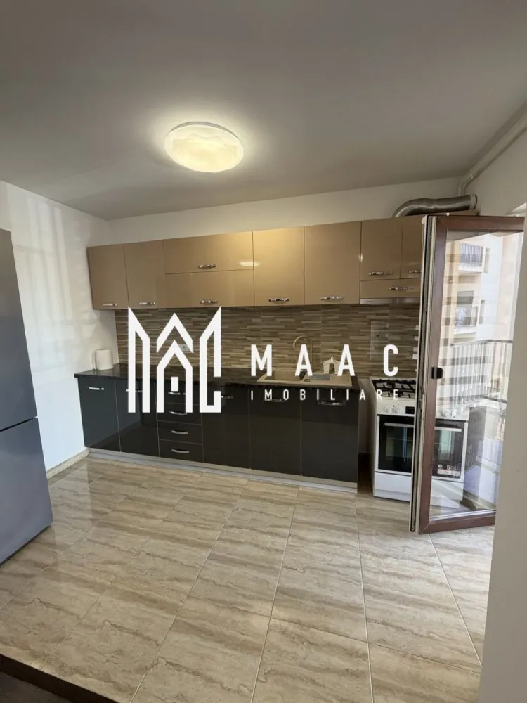 Apartament 3 camere | 75 MPU | Arhitectior - MAAC Imobiliare vă propune spre închiriere un apartament modern, complet mobilat și utilat, situat într-o zonă liniștită și accesibilă. Ideal pentru o familie sau un cuplu care își dorește confort și spațiu generos.

Proprietatea se remarcă prin curățenie, întreținere impecabilă și un ambient călduros, oferind condiții excelente pentru locuire.

Compartimentare:
living spațios și luminos
2 dormitoare
bucătărie complet utilată
baie
hol
balcon

Dotări și avantaje:
complet mobilat și utilat
loc de parcare inclus
apartament călduros și bine izolat
spații generoase și bine compartimentate
ideal pentru locuire pe termen lung

Localizare:
zonă liniștită, cu acces facil către punctele de interes din oraș

Condiții de închiriere:
preț: 500€/lună
garanție: echivalentul unei chirii lunare
disponibilitate: imediată

Pentru mai multe detalii sau pentru programarea unei vizionări, vă rugăm să ne contactați: CP3060846