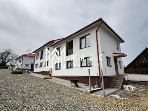 Casă Tip Duplex | 4 Camere | 2 Balcoane | Terasă | Șura Mică