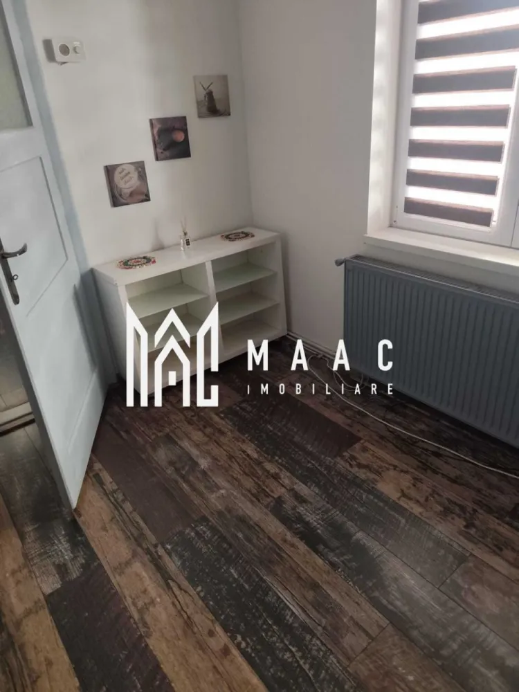 Apartament 2 camere | Etaj 1 | 46 MPU | Ultracentral - MAAC Imobiliare vă propune spre închiriere un apartament cu 2 camere, situat în zona Ultracentral, complet mobilat. Apartamentul este compartimentat practic și dispune de: dormitor living bucătărie open-space baie hol Locuința este amplasată într-o zonă liniștită, cu acces facil către punctele de interes din centrul orașului, precum și către mijloace de transport, magazine și servicii. Pentru mai multe detalii, precizati telefonic ca ati vazut anuntul cu ID: CP3055786 }}