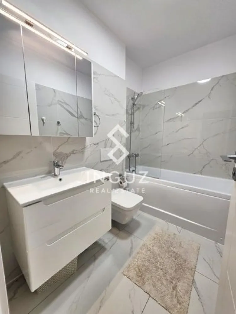 Apartament 3 camere de închiriat – Cortina North | Parcare inclusă | P