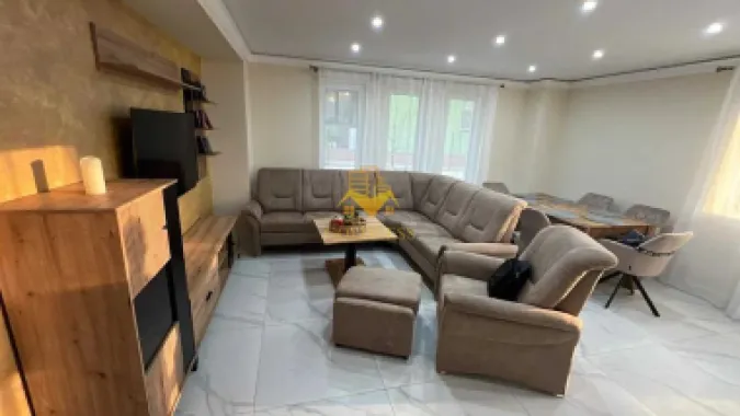 5 camere decomandate, Prima Inchiriere, Curte proprie, Dezmir