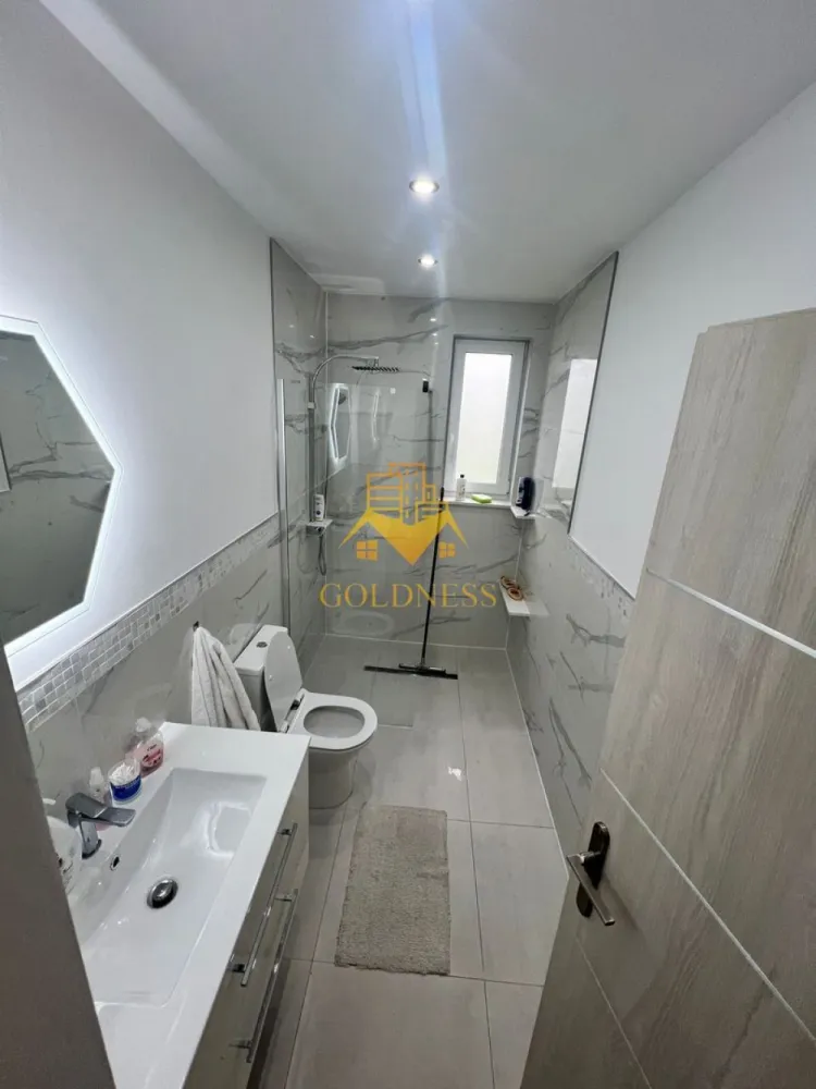 5 camere decomandate, Prima Inchiriere, Curte proprie, Dezmir