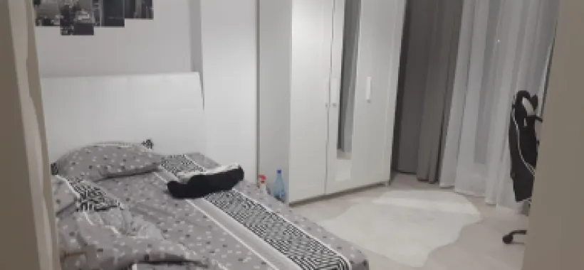 Apartament 3 camere ,81 mp, 2 băi ,2 balcoane ,centrala proprie