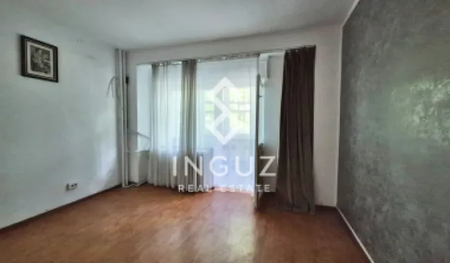 Apartment for Rent – 3 Rooms | Decebal Boulevard | Spacious | Prime Lo