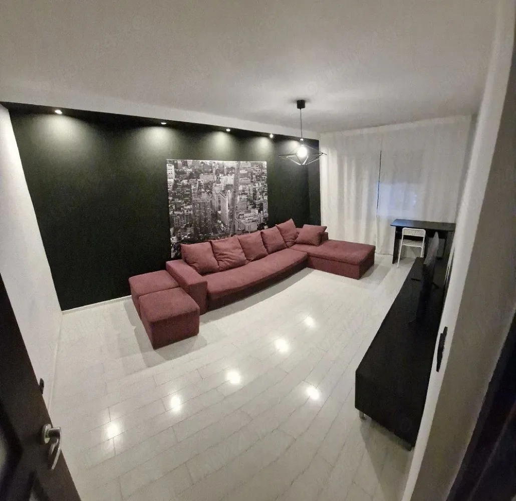 De inchiriat - apartament cu 2 camere, Siderurgistilor Vest , etaj 1 - Se oferă spre închiriere apartament cu 2 camere, complet mobilat și utilat, situat în zona Siderurgiștilor Vest, într-un cartier liniștit și plăcut.
Locuința beneficiază de acces rapid la mijloacele de transport în comun, iar în apropiere se află parcuri, școli și supermarketul Penny, la doar 2 minute de mers pe jos.
Apartamentul este dotat cu:
- mașină de spălat
- televizor
- cuptor cu microunde
- frigider
- aer condiționat (16000 BTU)
- electrocasnice mici
- internet și TV
Se închiriază pe termen lung.
La incheierea contractului de inchiriere chiriasul va achita o chirie, o garantie egala cu o chirie si comisionul agentiei imobiliare.
Pentru mai multe detalii, nu ezitați să mă contactați 0746.252.252 Liliana Ene.
