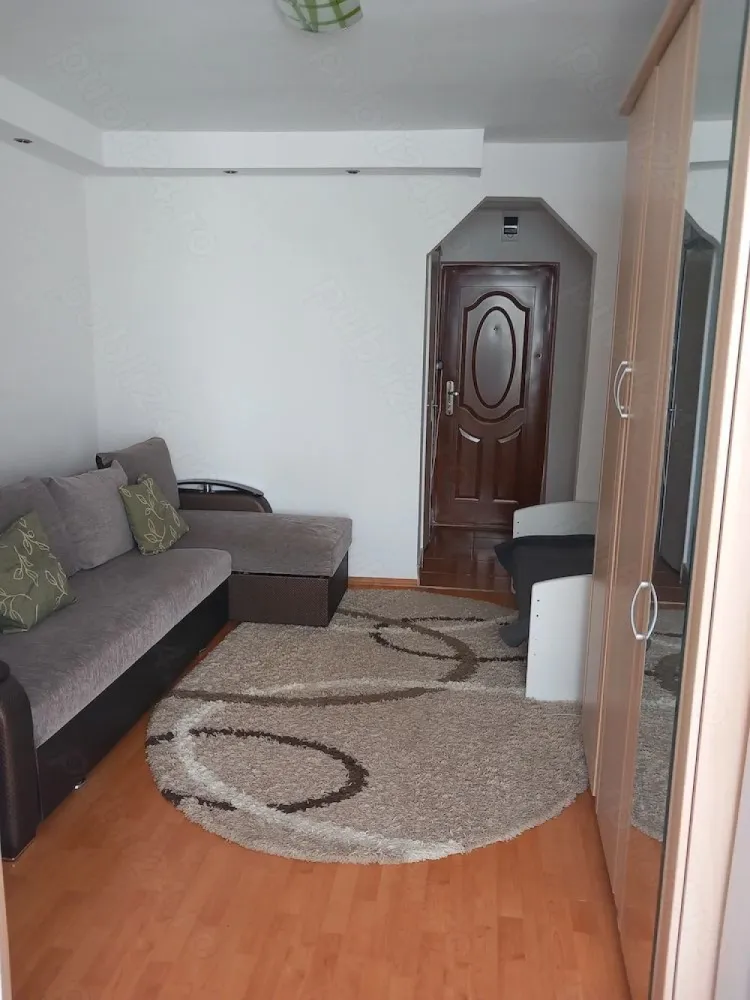BRASADAS vinde garsoniera pe Ostrovului la etajul 2/4. - Agentia imobiliara BRASADAS vinde garsoniera pe Ostrovului la etajul 2/4 pentru locuit sau pentru investiție. Www.brasadas.com. }}