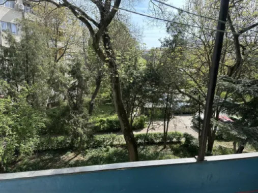 Agentia imobiliara BRASADAS vinde ap 2 cam et. 2/4 Micro 15.
