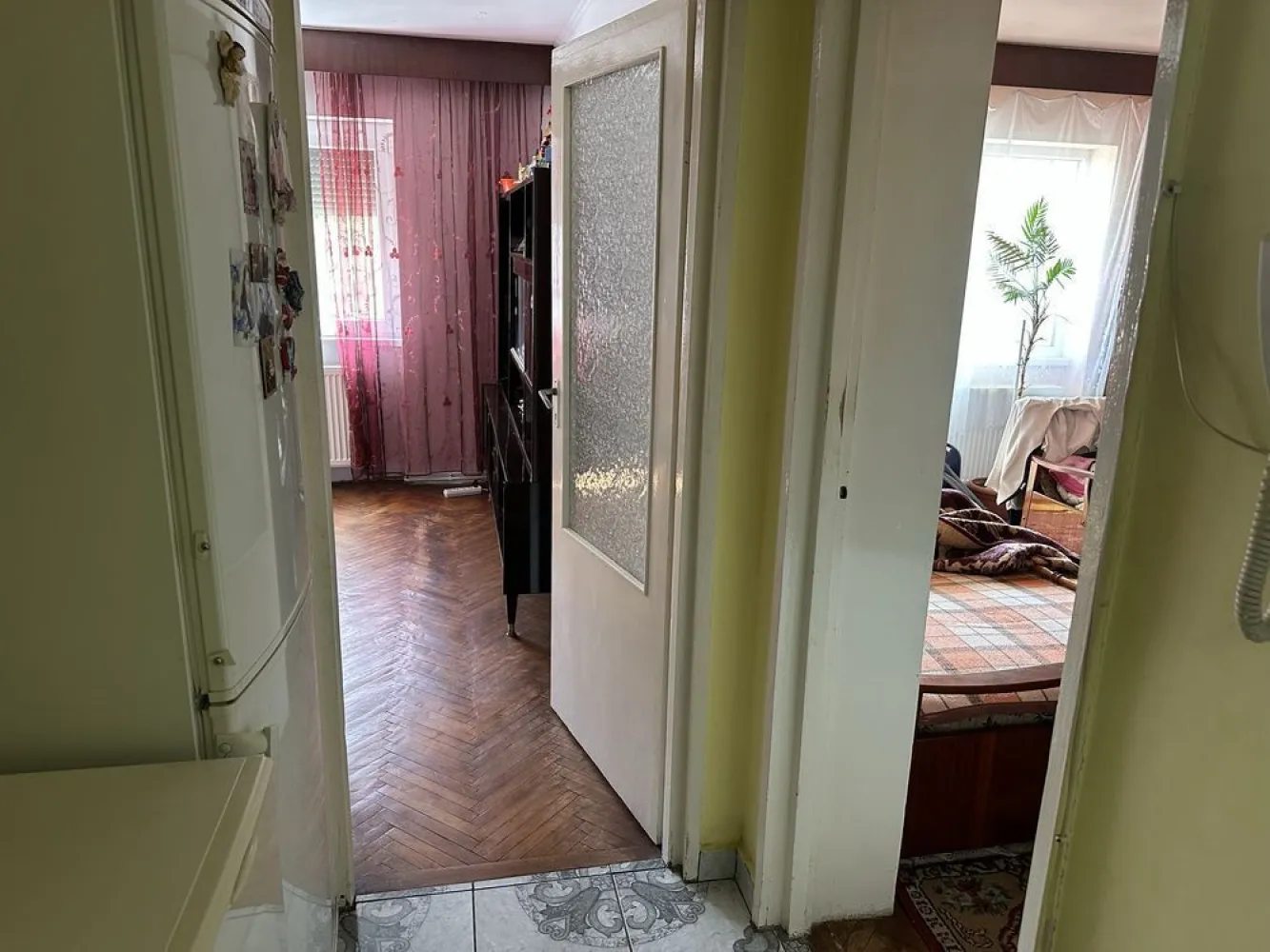 Agentia imobiliara BRASADAS vinde ap 2 cam et. 2/4 Micro 15.