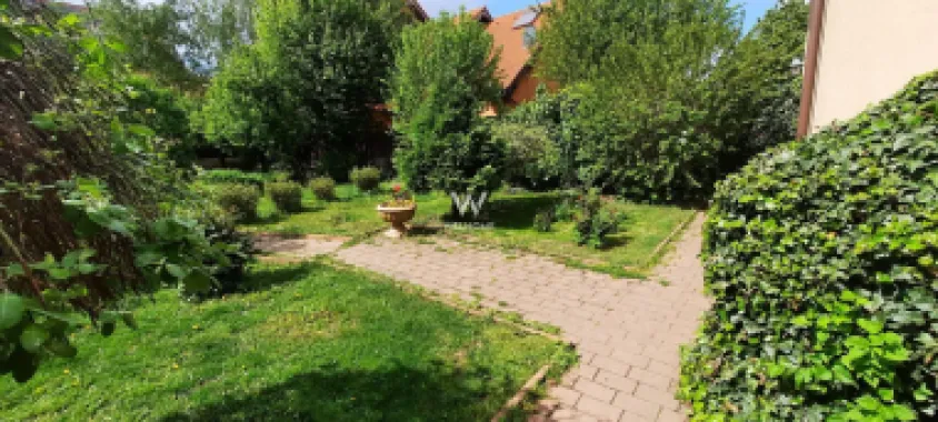CASA LA CHEIE teren 1000 mp in Sibiu