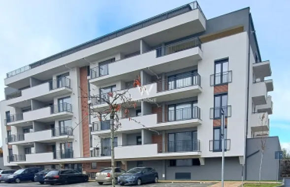 Apartament 3 camere, terasa si balcon - Sibiu