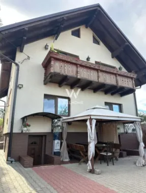 Casa cu etaj si intrare separata - Selimbar