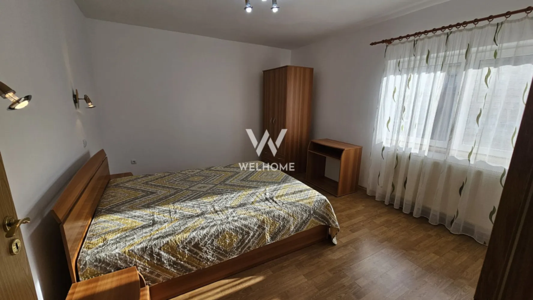 ! Oferta ! - Apartament 4 camere zona Strand