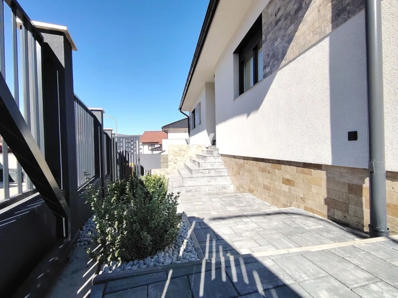 Casa noua Sibiu, Selimbar - 4 camere, garaj, curte mare