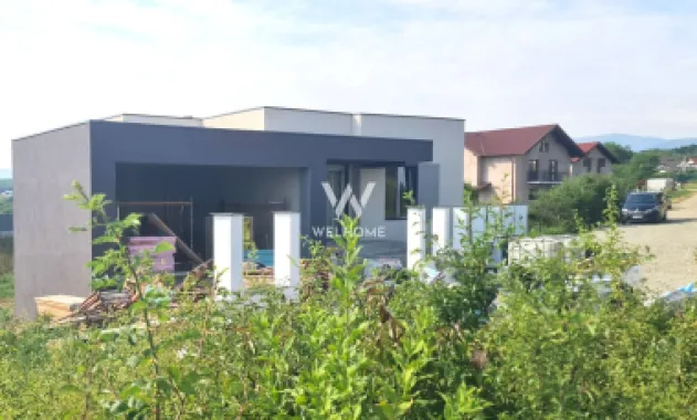 Casa mare cu garaj si teren 790 mp - Casa NOUA