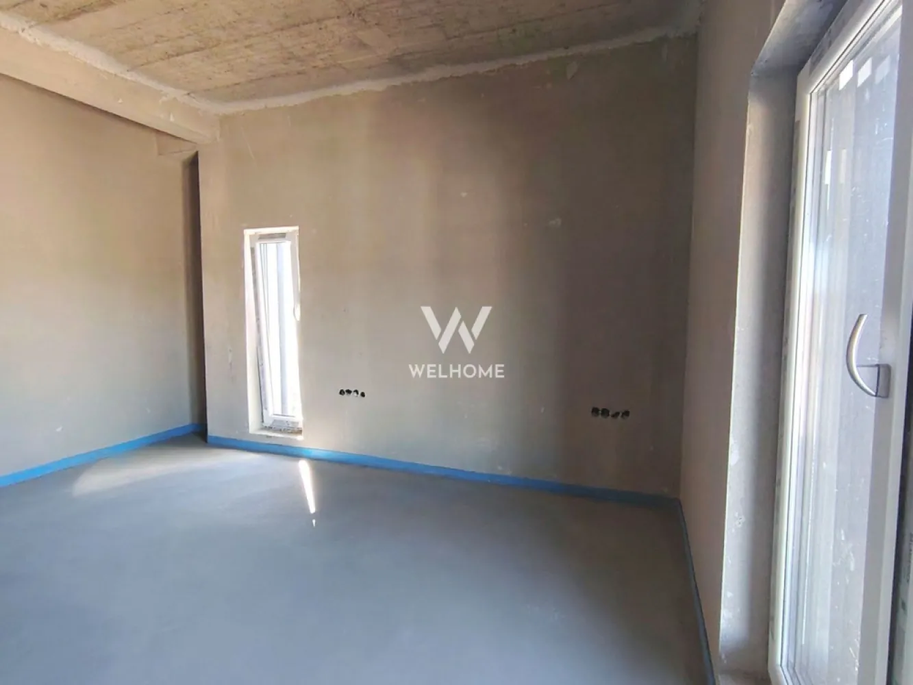 Casa mare cu garaj si teren 790 mp - Casa NOUA