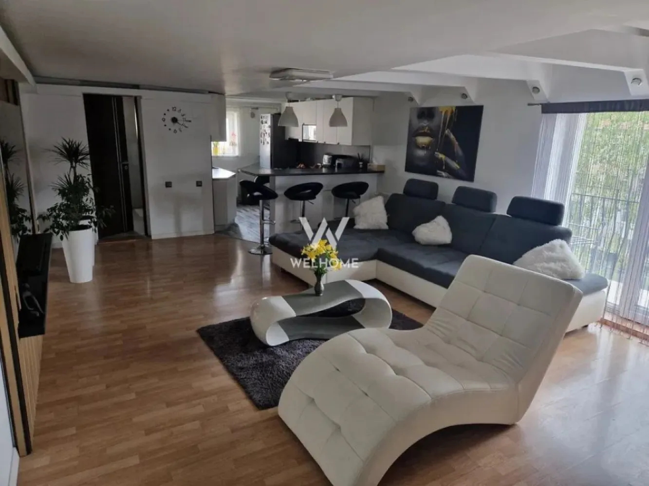 Apartament 4 camere, finisaje de lux - Calea Cisnădiei