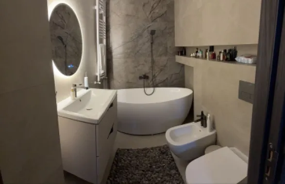 Apartament 3 camere carpati 2