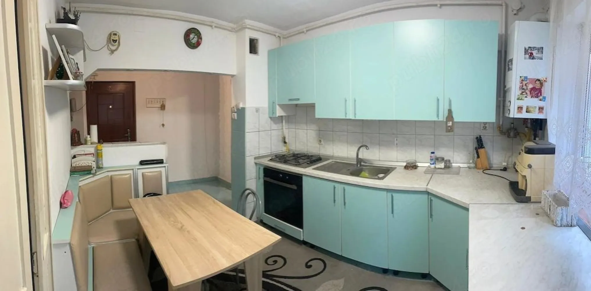 BRASADAS vinde ap 2 cam Micro 16 PARTER. - Agentia Imobiliara BRASADAS vinde apartament cu 2 camere semidecomandat cu balcon, 2 cămări, hol mare si hol mic. Se vinde parțial mobilat. Mobila de bucătărie, plita pe gaz, cuptor electric, centrala termica pe condensare! Se poate vinde și gol. Www.brasadas.com.