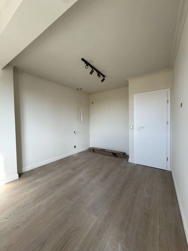 BRASADAS vinde ap 2 cam Central Loc de Parcare Bloc nou