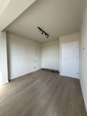 BRASADAS vinde ap 2 cam Central Loc de Parcare Bloc nou