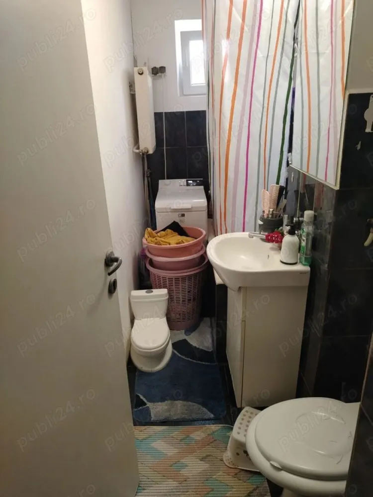 BRASADAS vinde ap 2 cam Al. Prahovei. - Agentia Imobiliara BRASADAS vinde apartament cu 2 camere, baie, bucătărie, balcon interior, semidecomandat, etaj 2/4 pe mijloc, izolat exterior, centrala noua, gresie, faianță, mobilat. Suprafața utila este de 41 mp. Ocupabil imediat, la libera înțelegere între părți. Acceptam varianta de schimb cu, casa in oraș sau in apropiere plus diferența dacă situația o impune. Www.brasadas.com.