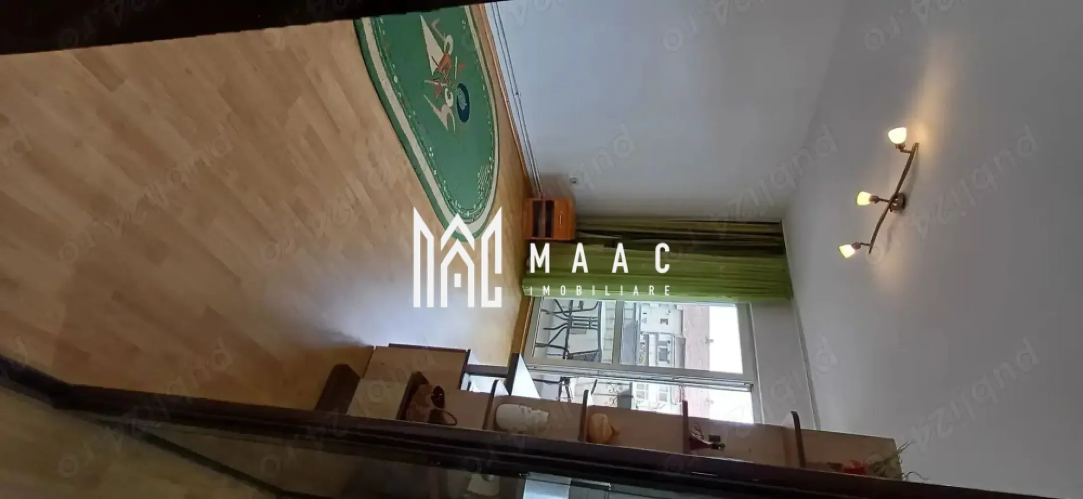 Apartament 2 camere | 2 Balcoane | Zona Lenin Sud - MAAC Imobiliare vă propune spre vânzare un apartament cu 2 camere, situat într-un bloc de 4 etaje ( supraetajare zidita) din zona de Sud a orașului, într-o zonă liniștită și bine poziționată, ideală pentru locuit. Locație: Zona Sud – zonă aerisită și liniștită Suprafață totală:58 mp Balcoane: 2 balcoane spațioase Confort:centrală termică proprie Apartamentul beneficiază de o compartimentare practică, camere luminoase și spațioase, fiind amplasat în apropierea școlilor, grădinițelor, sălii de fitness și magazinelor – o zonă cu acces facil către toate punctele de interes ale orașului. Avantaje: * Suprafață totală de 58 mp * 2 balcoane – spațiu suplimentar și lumină naturală * Centrală termică proprie * Zonă liniștită, aproape de școli, grădinițe, magazine și sală de fitness * Ideal pentru familie sau investiție Pentru mai multe detalii și programarea unei vizionări, contactați MAAC Imobiliare, specificand ID: CP2785429 - SP }}