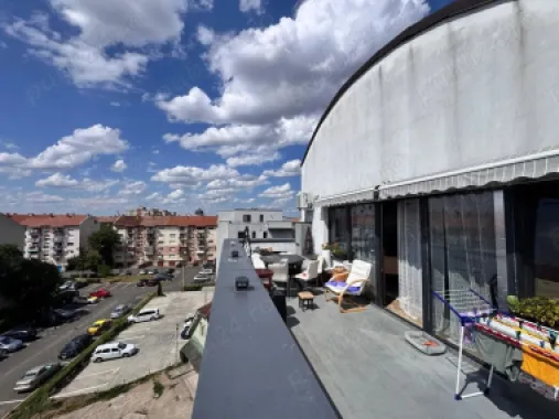 BRASADAS vinde ap 3 cam etaj 5/5 in zona Carpati 2.